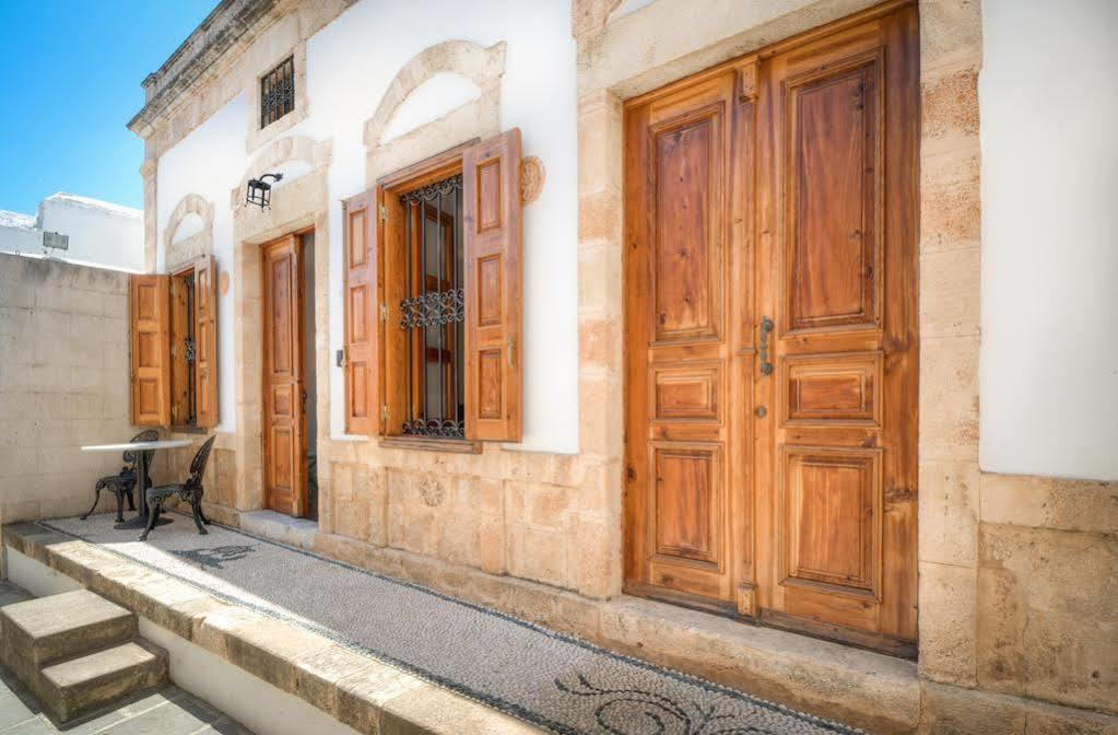 Villa Lindos エクステリア 写真