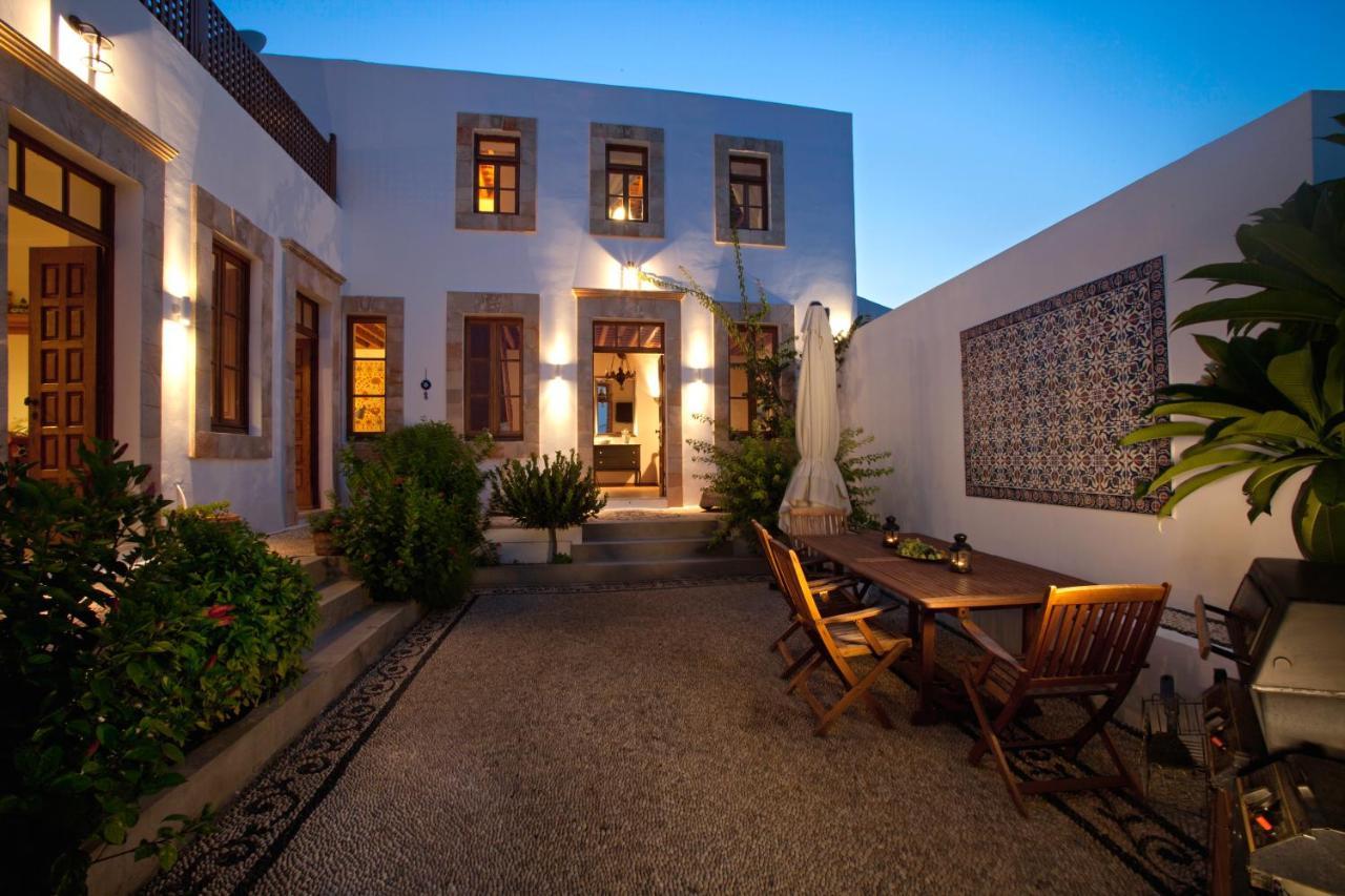 Villa Lindos エクステリア 写真